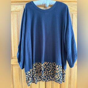 Dressbarn 3X Navy Leopard Print Tunic Top Layered Hem Plus Size Blouse Flowy